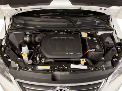 2010 Volkswagen Routan SEL w/Navigation