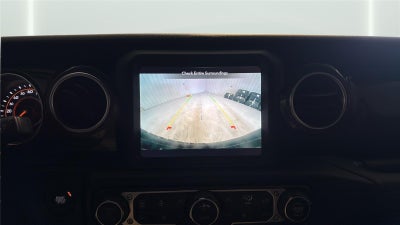 2023 Jeep Wrangler Sahara Altitude