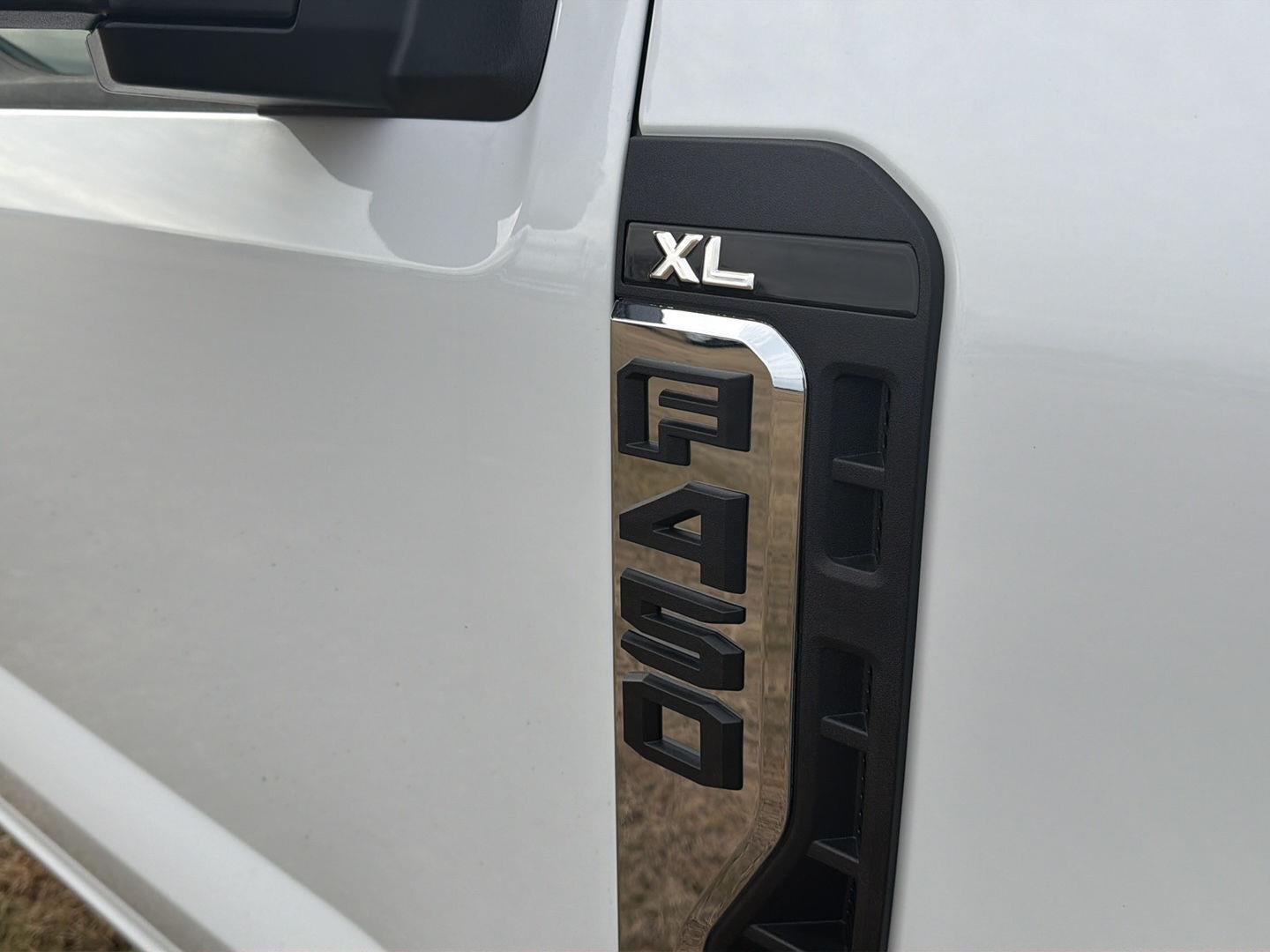 2026 Ford Super Duty F-450 DRW XL