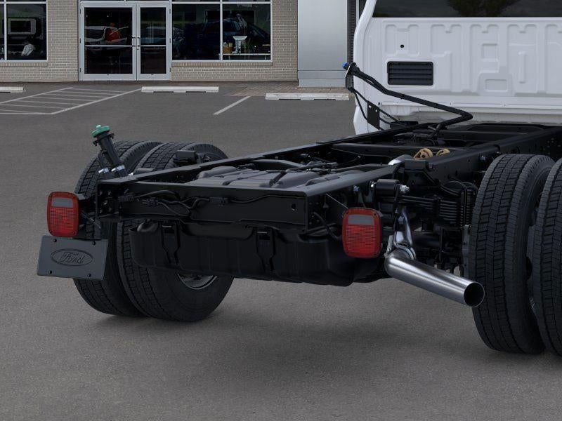 2026 Ford Super Duty F-450 DRW XL CHASSIS ONLY