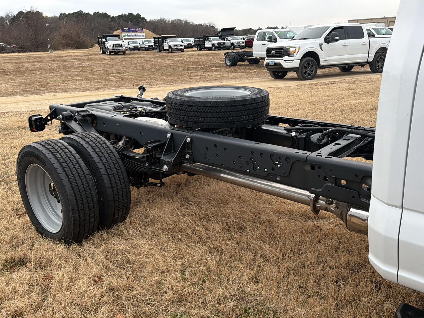 2026 Ford Super Duty F-550 DRW XL