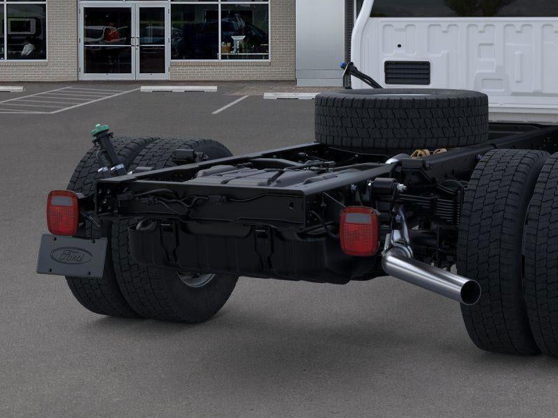 2026 Ford Super Duty F-550 DRW XL CHASSIS ONLY
