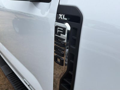 2026 Ford Super Duty F-550 DRW XL CHASSIS ONLY