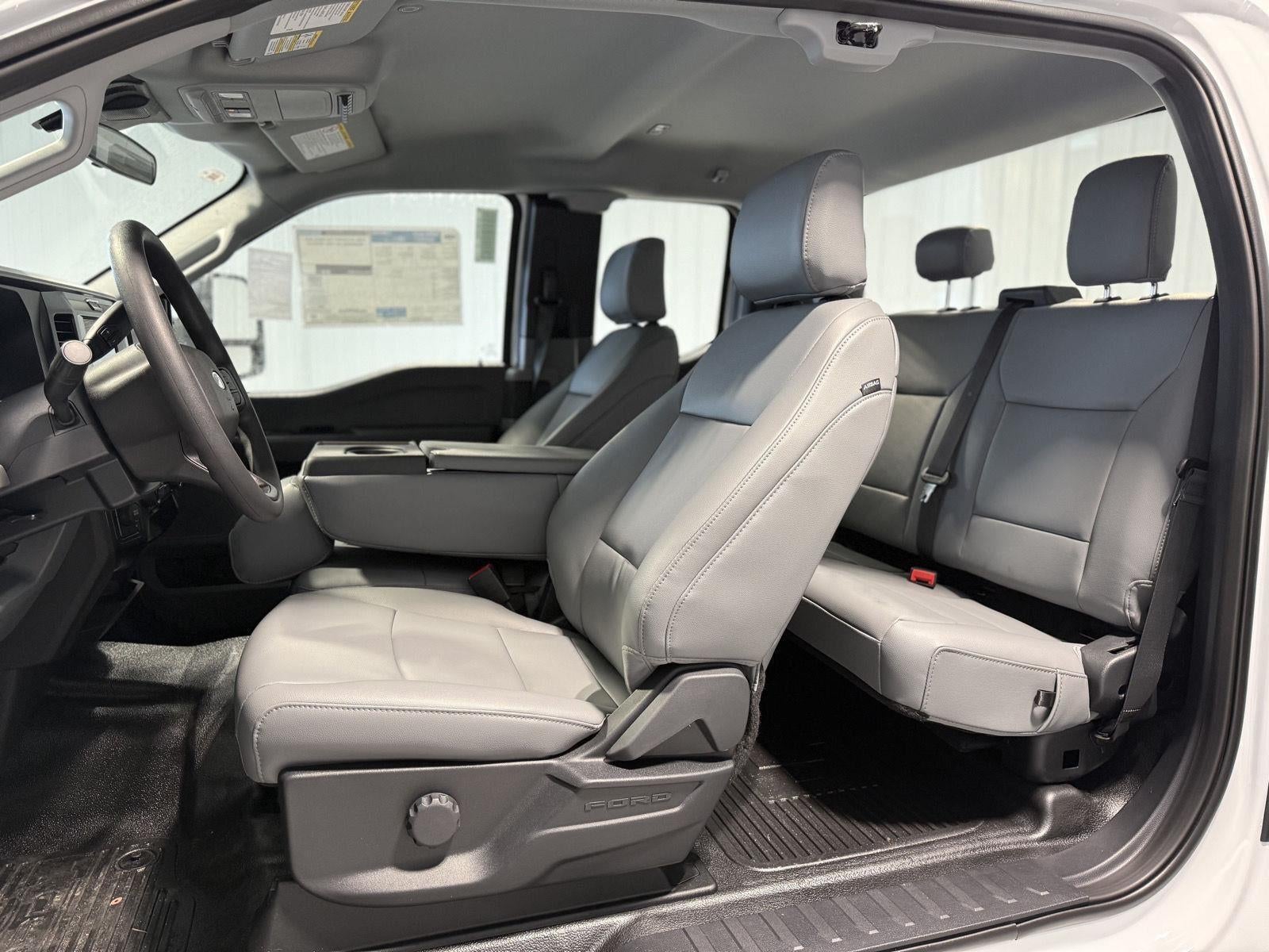 2026 Ford Super Duty F-550 DRW XL CHASSIS ONLY