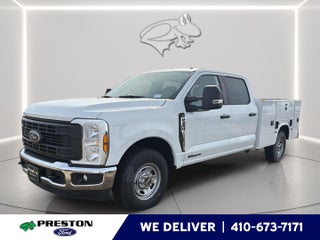 2025 Ford Super Duty F-250 8' KNAPHEIDE SERVICE BODY SPRAY IN LINER