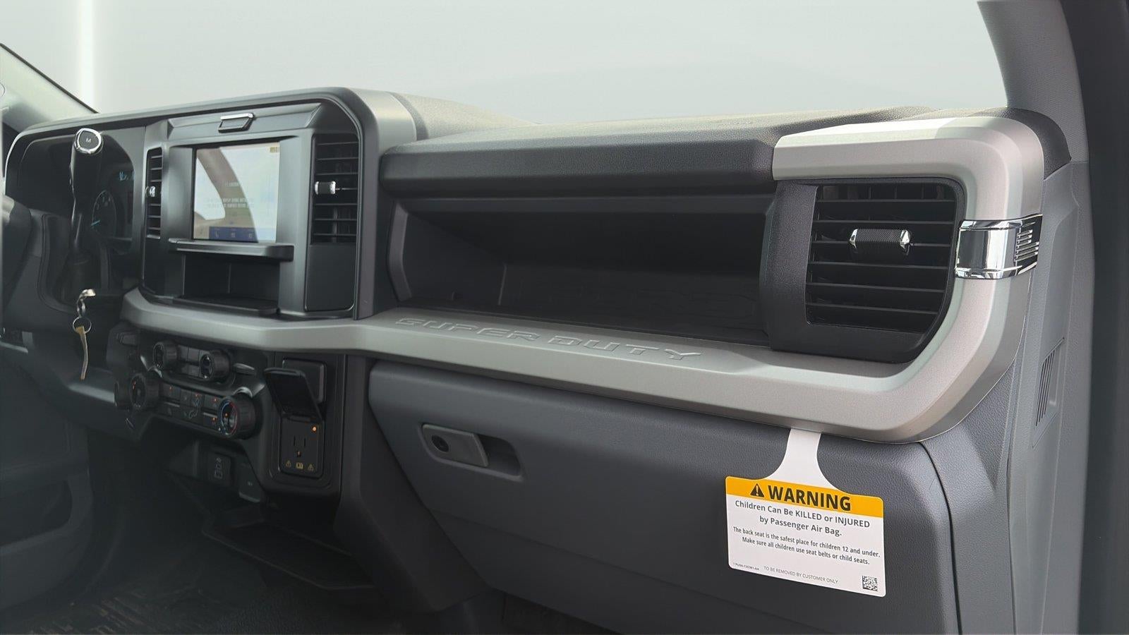 2026 Ford Super Duty F-250 SRW 8' READING CLASSIC II SERVICE BODY, C260 PACKAGE, CLASS V HITCH