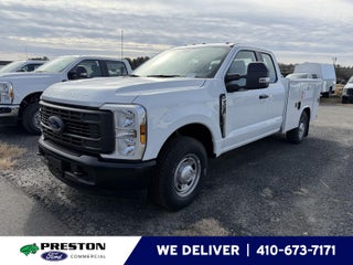 2026 Ford Super Duty F-250 8' READING CLASSIC II SERVICE BODY WITH C260 PACKAGE