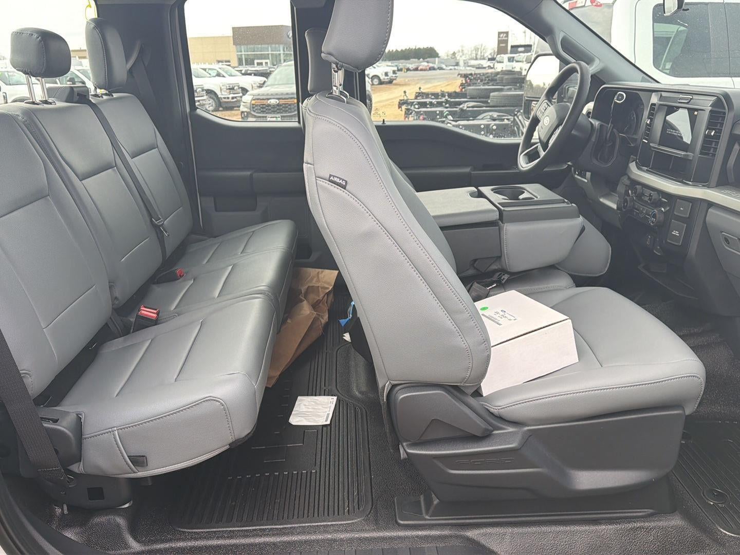 2026 Ford Super Duty F-250 XL PICKUP BED DELETE