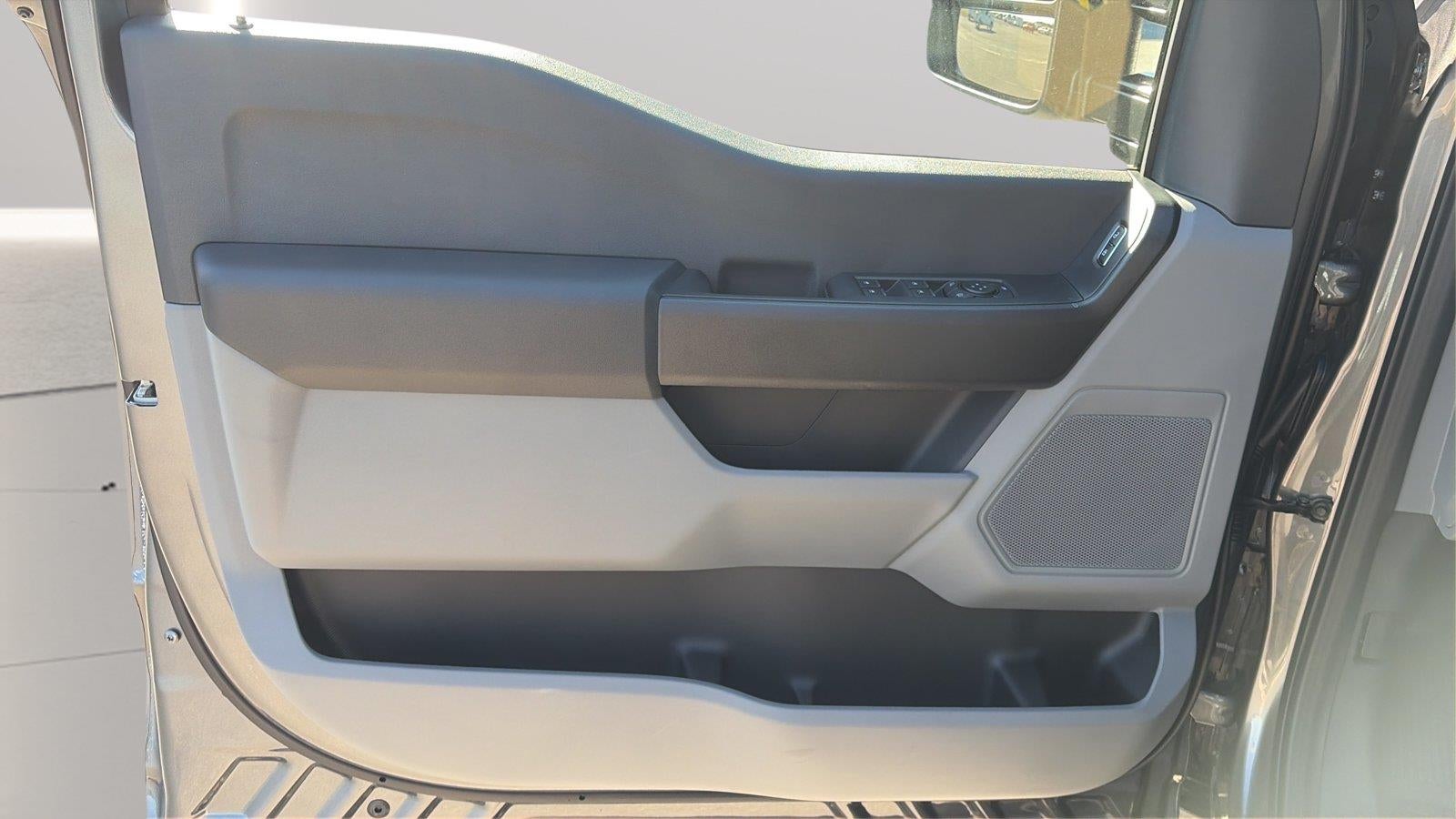2027 Ford F-350 F-350® XL