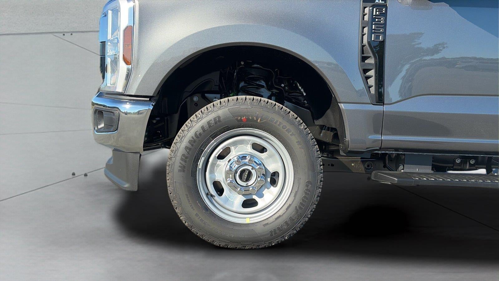 2027 Ford F-350 F-350® XL