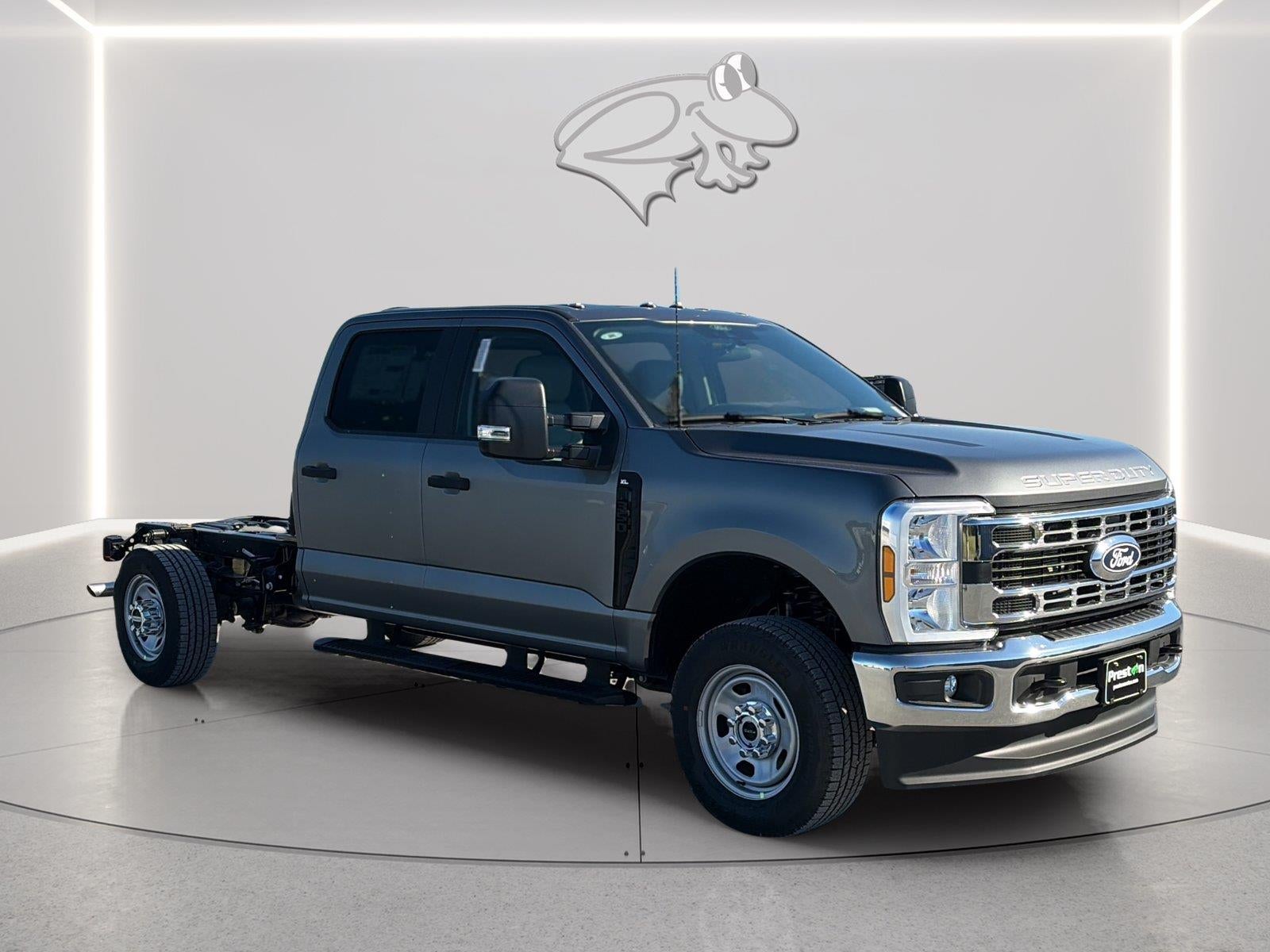 2027 Ford F-350 F-350® XL