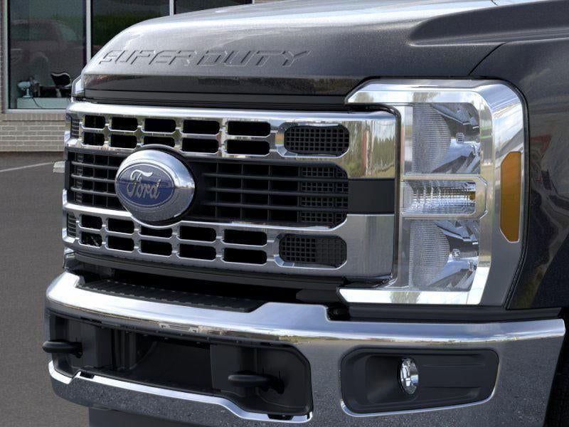 2025 Ford Super Duty F-350 9' KNAPHEIDE SERVICE BODY, SPRAY IN LINER, REMOTE LOCKS CLASS IV HITCH