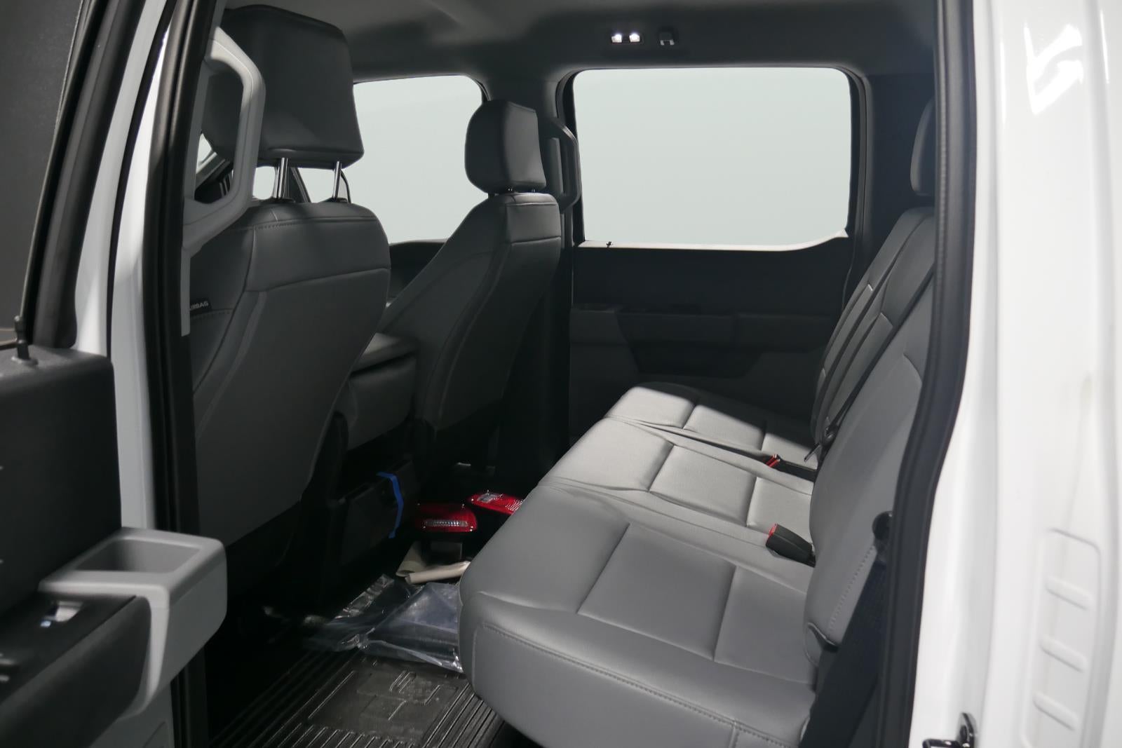 2025 Ford Super Duty F-350 9' KNAPHEIDE SERVICE BODY, REMOTE LOCKS & LIGHTS, SPRAY IN LINER, CLASS V HITCH