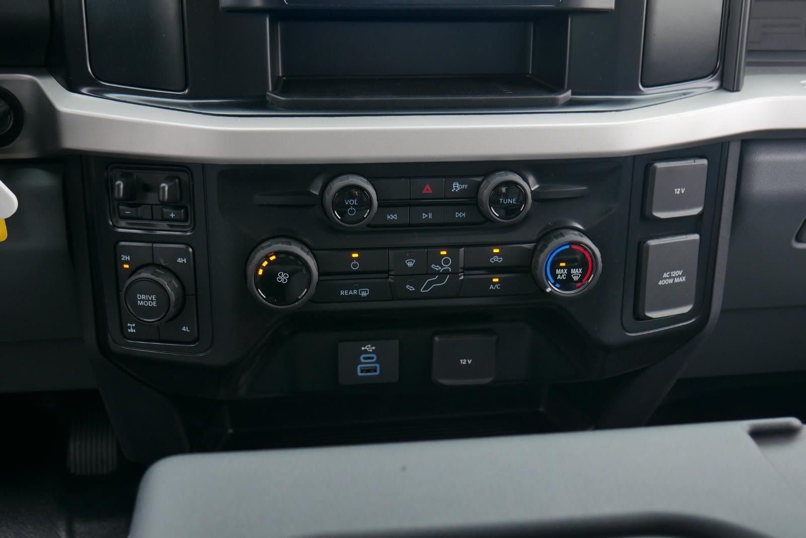 2025 Ford Super Duty F-350 XL