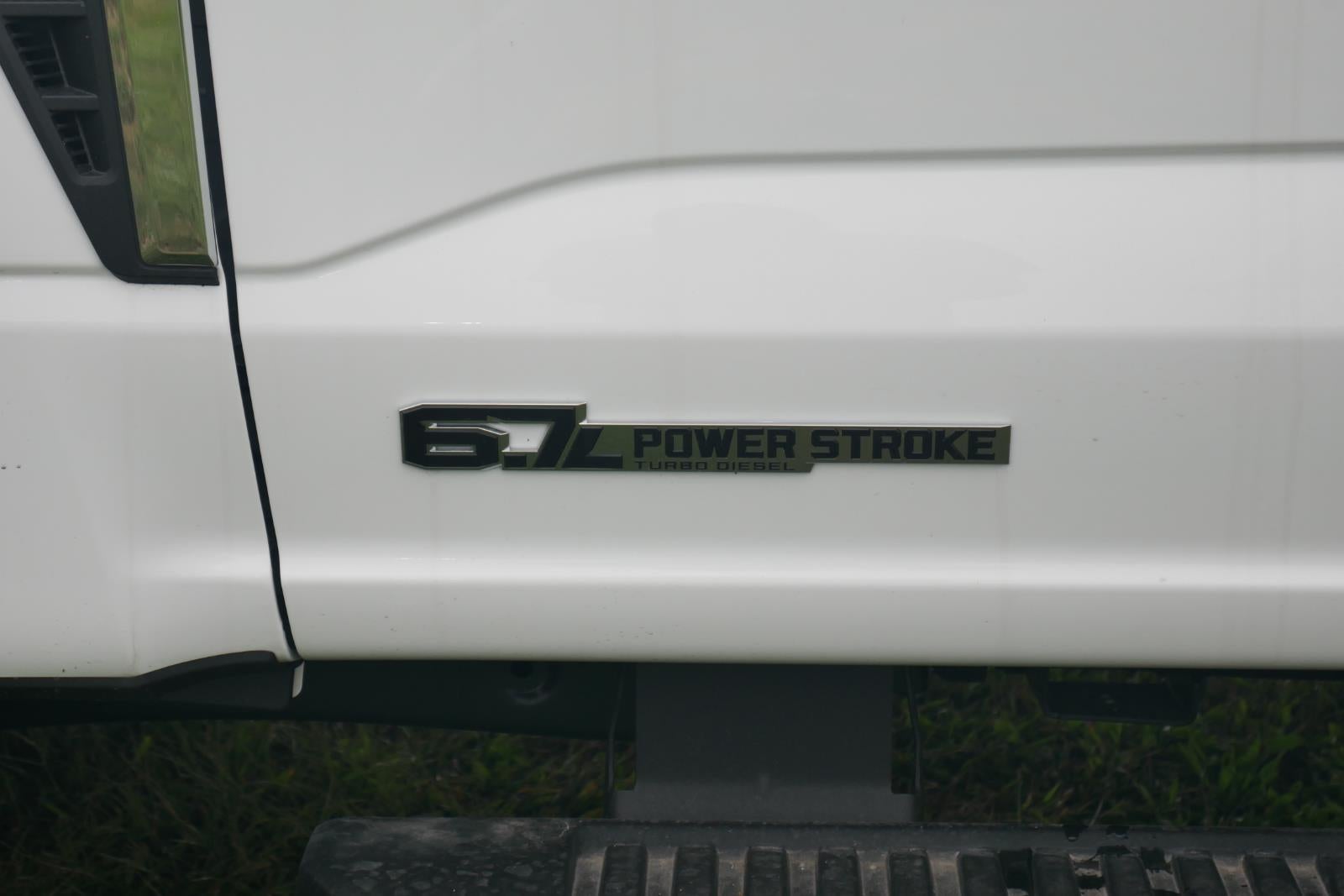 2025 Ford Super Duty F-350 XL