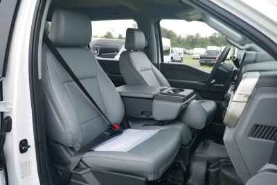 2025 Ford Super Duty F-350 9' KNAPHEIDE SERVICE BODY,REMOTE LOCKS, SPRAY IN LINER, CLASS V HITCH, LED COMPARTMENT LIGHTS