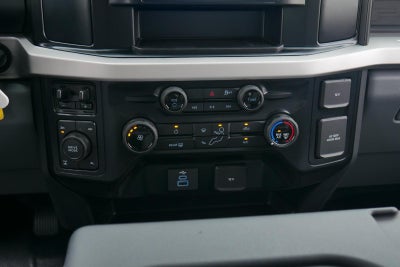 2025 Ford Super Duty F-350 9' KNAPHEIDE SERVICE BODY,REMOTE LOCKS, SPRAY IN LINER, CLASS V HITCH, LED COMPARTMENT LIGHTS