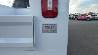 2027 Ford Super Duty F-350 SRW XL