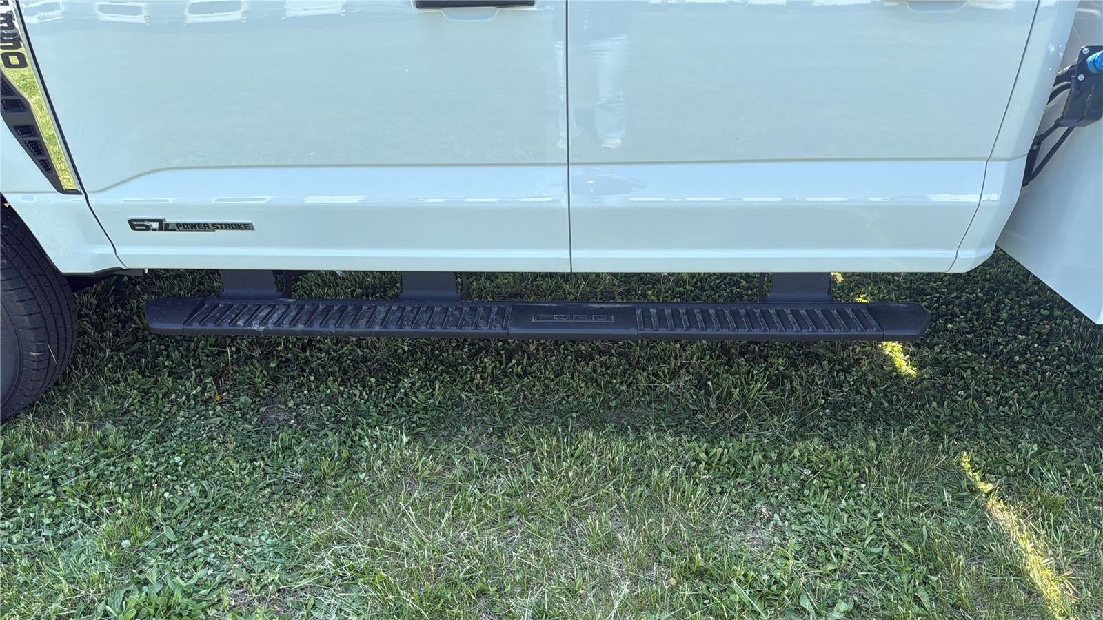2026 Ford Super Duty F-350 DRW Lariat