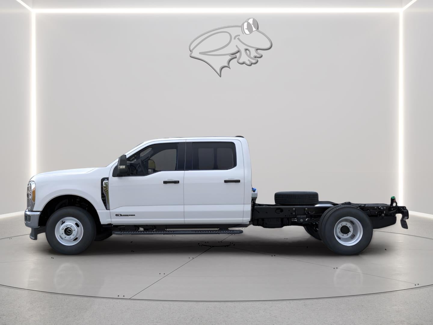 2026 Ford Super Duty F-350 DRW Lariat
