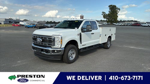 2027 Ford Super Duty F-350 SRW XL