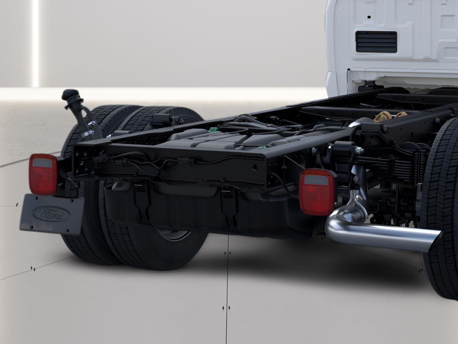 2026 Ford Super Duty F-450 DRW XL CHASSIS ONLY