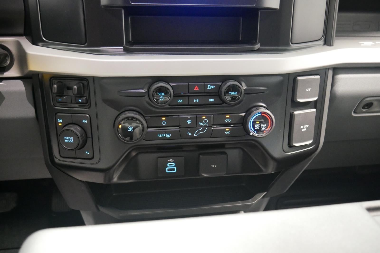 2026 Ford Super Duty F-450 DRW 11' KNAPHEIDE SERVICE BODY, SPRAY IN LINER, CLASS V HITCH,