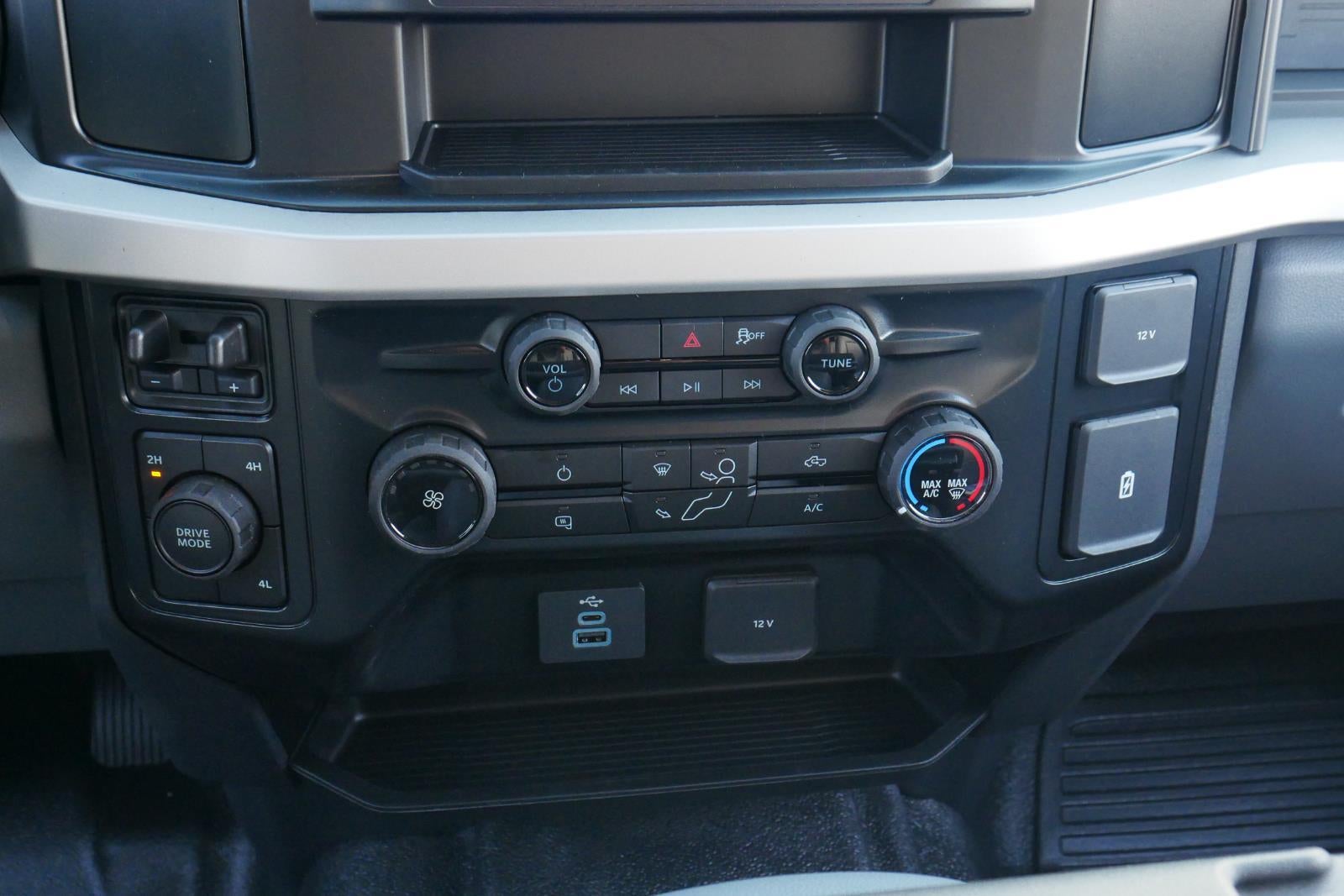 2025 Ford Super Duty F-450 DRW XL