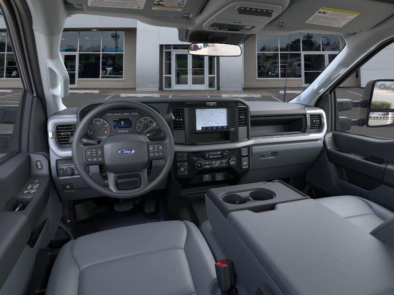 2025 Ford Super Duty F-450 DRW XLT