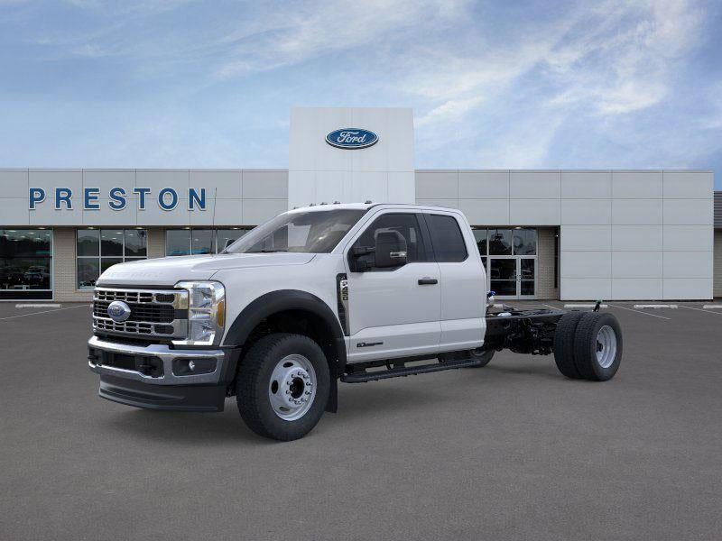 2025 Ford Super Duty F-450 DRW XLT