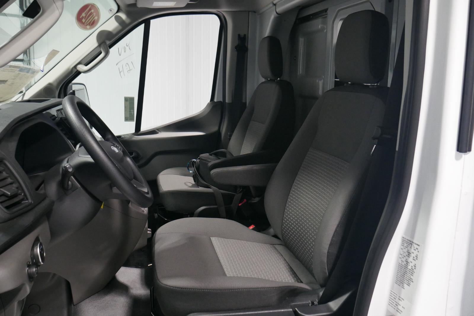 2024 Ford Transit Cutaway 10' KNAPHEIDE KUV BODY, LOW ROOF, ELECTRIC LOCKS, CLASS V HITCH, 3 BOW LADDER RACK