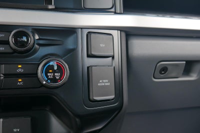 2025 Ford Super Duty F-550 DRW XL