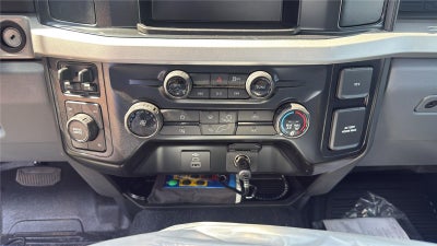 2025 Ford Super Duty F-600 DRW XL