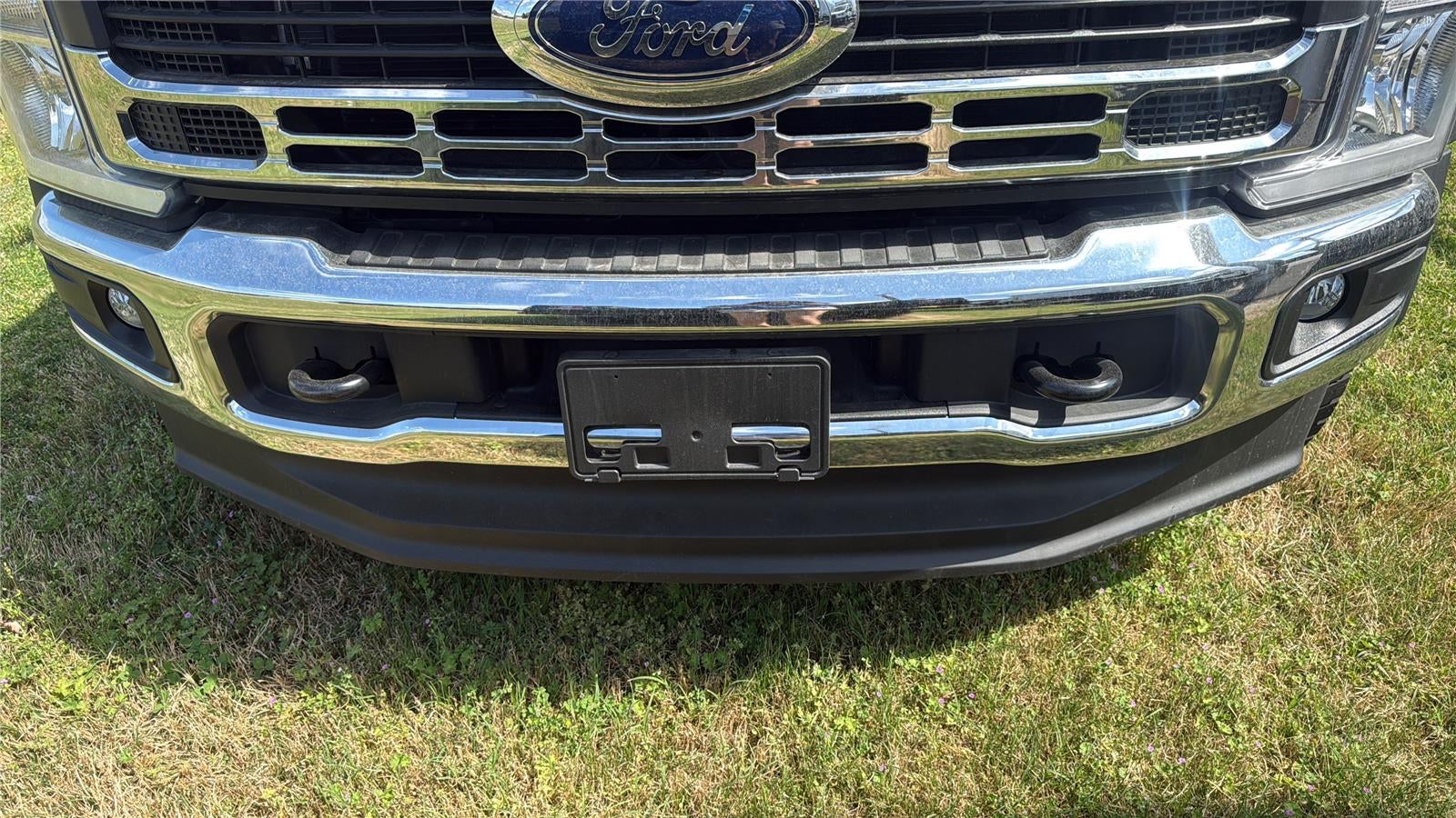 2025 Ford Super Duty F-600 DRW XL