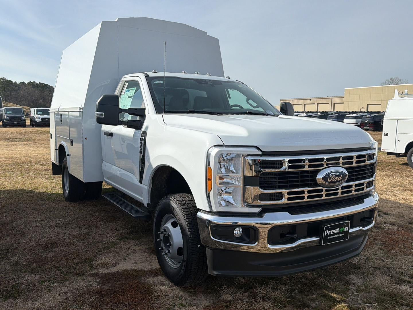 2025 Ford Super Duty F-350 DRW XL
