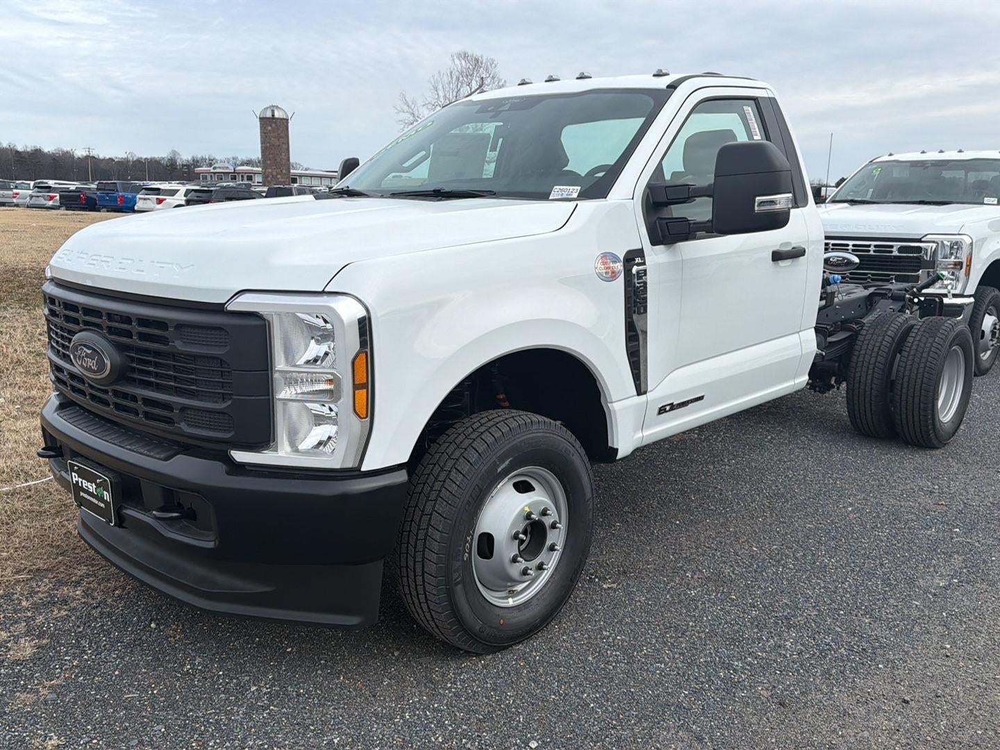 2026 Ford Super Duty F-350 DRW XL
