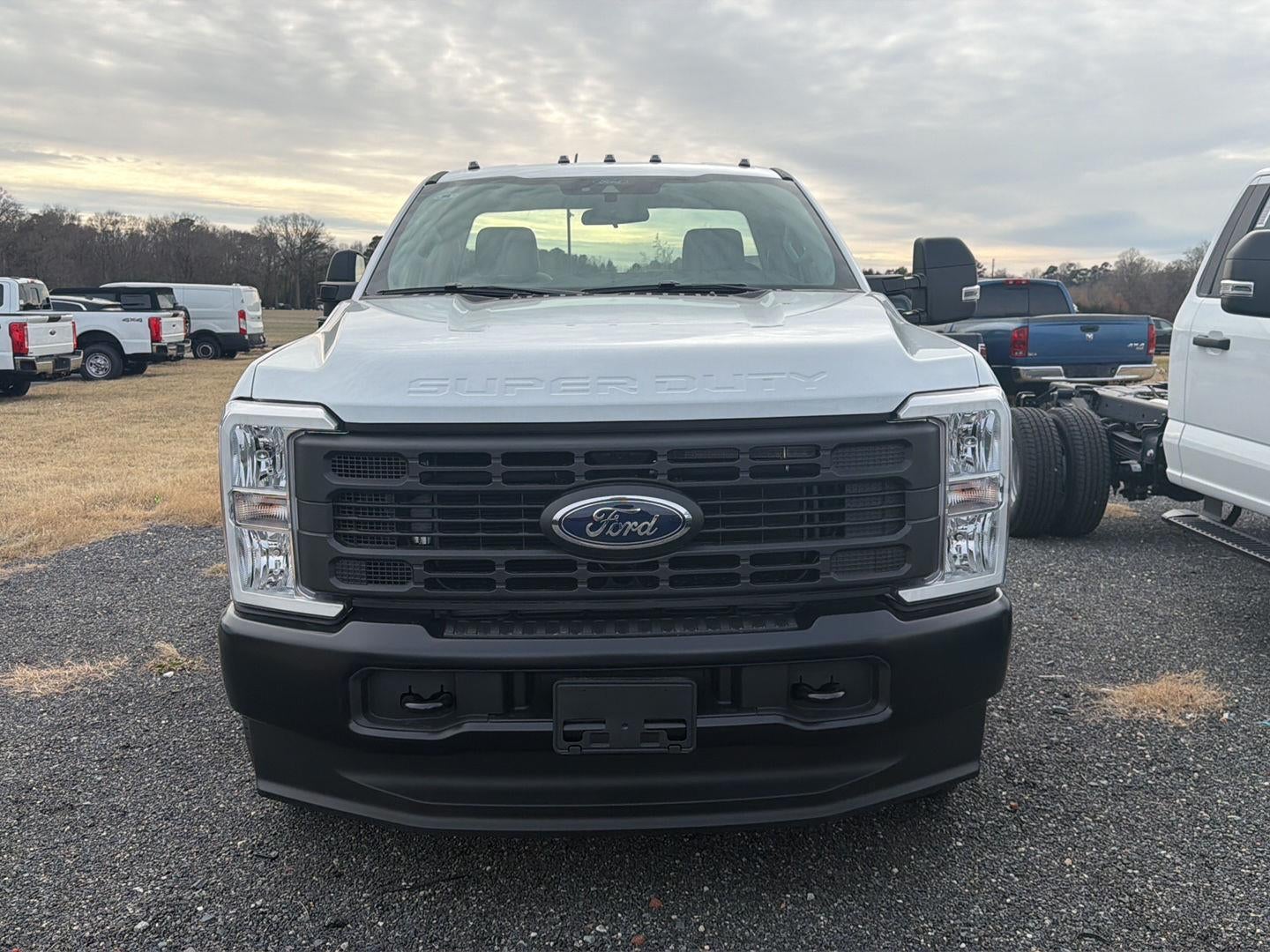 2026 Ford Super Duty F-350 DRW XL