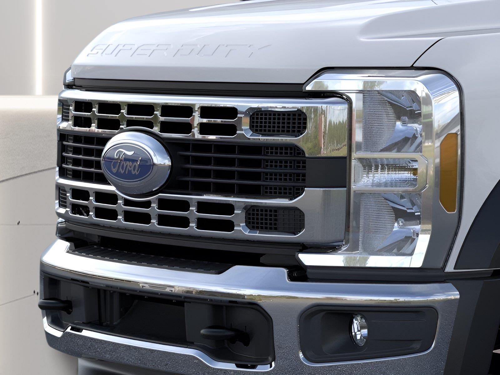 2026 Ford Super Duty F-550 Drw XL CHASSIS ONLY