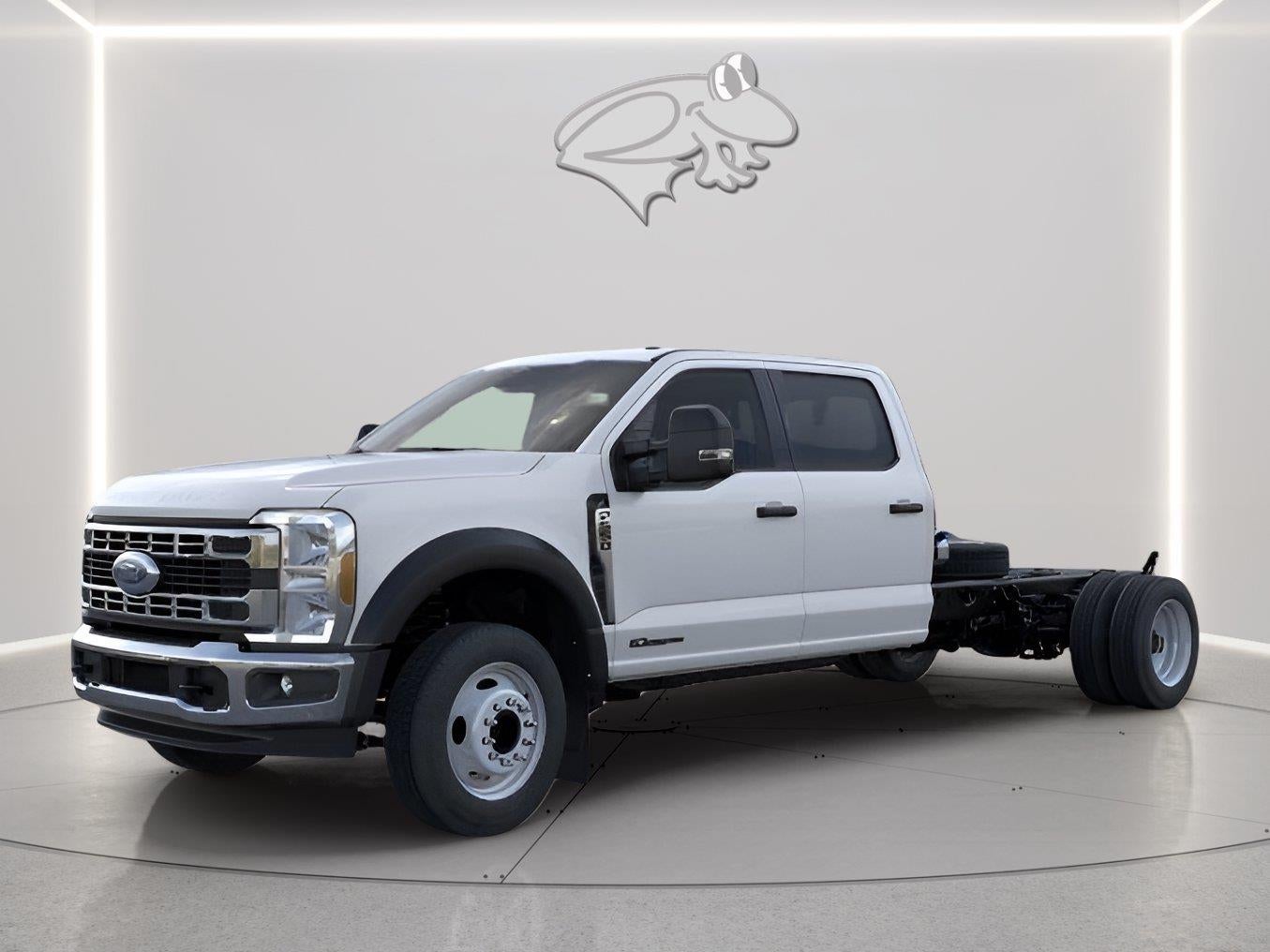 2026 Ford Super Duty F-550 Drw XL CHASSIS ONLY
