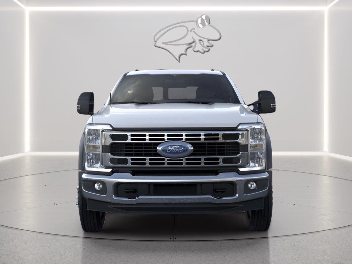 2026 Ford Super Duty F-550 Drw XL CHASSIS ONLY