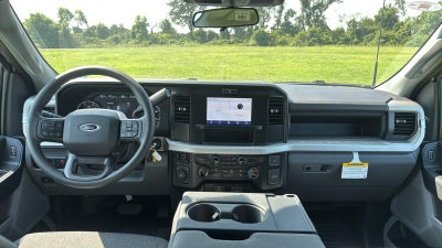2026 Ford Super Duty F-550 Drw 12' DYNAPRO LANDSCAPE DUMP, FULL CAB SHIELD, MANUAL TARP, COMBO HITCJ, 48" UNDERBODY TOOLBOX