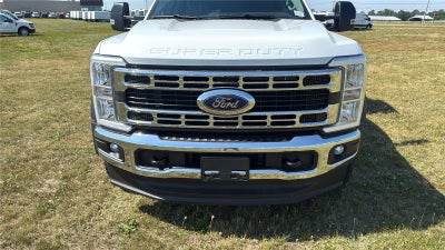 2026 Ford Super Duty F-550 DRW XL