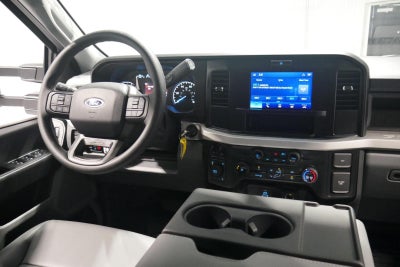 2026 Ford Super Duty F-550 DRW 9' DYNAPRO 3-4 YARD DUMP, BUYERS L-PAK TOOL BOX, 1/4 CABSHIELD MANUAL TARP, FULL COMBO HITCH 2 5/16"