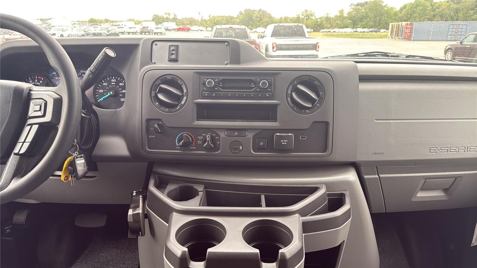 2027 Ford E-Series Cutaway E-350 SRW