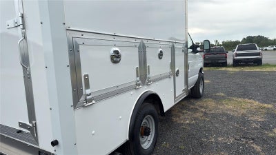 2027 Ford E-Series Cutaway E-350 SRW