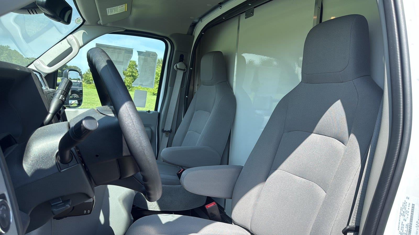 2027 Ford E-Series Cutaway 10' DURACUBE MAX FRP ENCLOSED SERVICE BODY, 3 BOW LADDER RACK, POWER LOCKS