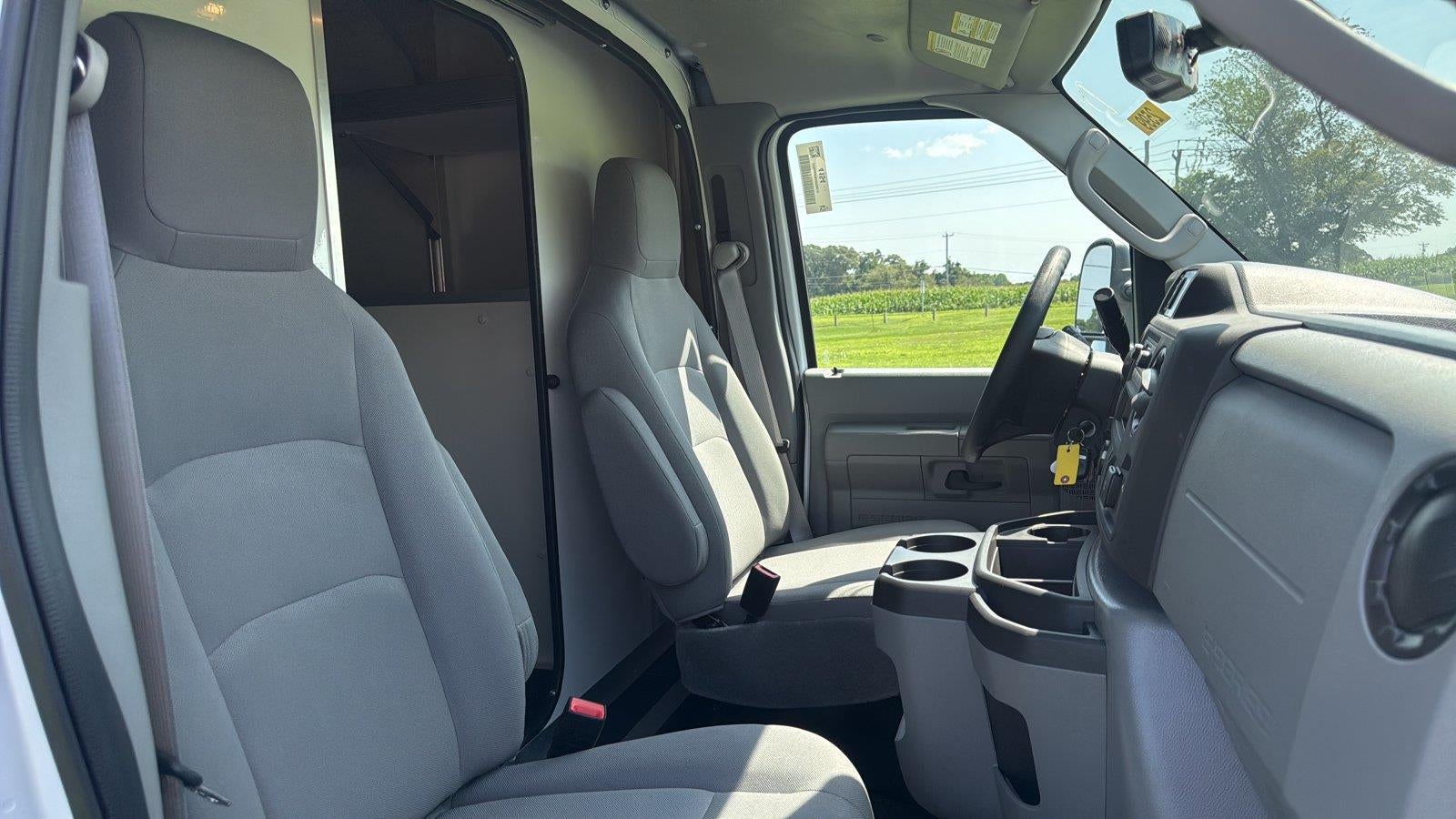 2027 Ford E-Series Cutaway 10' DURACUBE MAX FRP ENCLOSED SERVICE BODY, 3 BOW LADDER RACK, POWER LOCKS