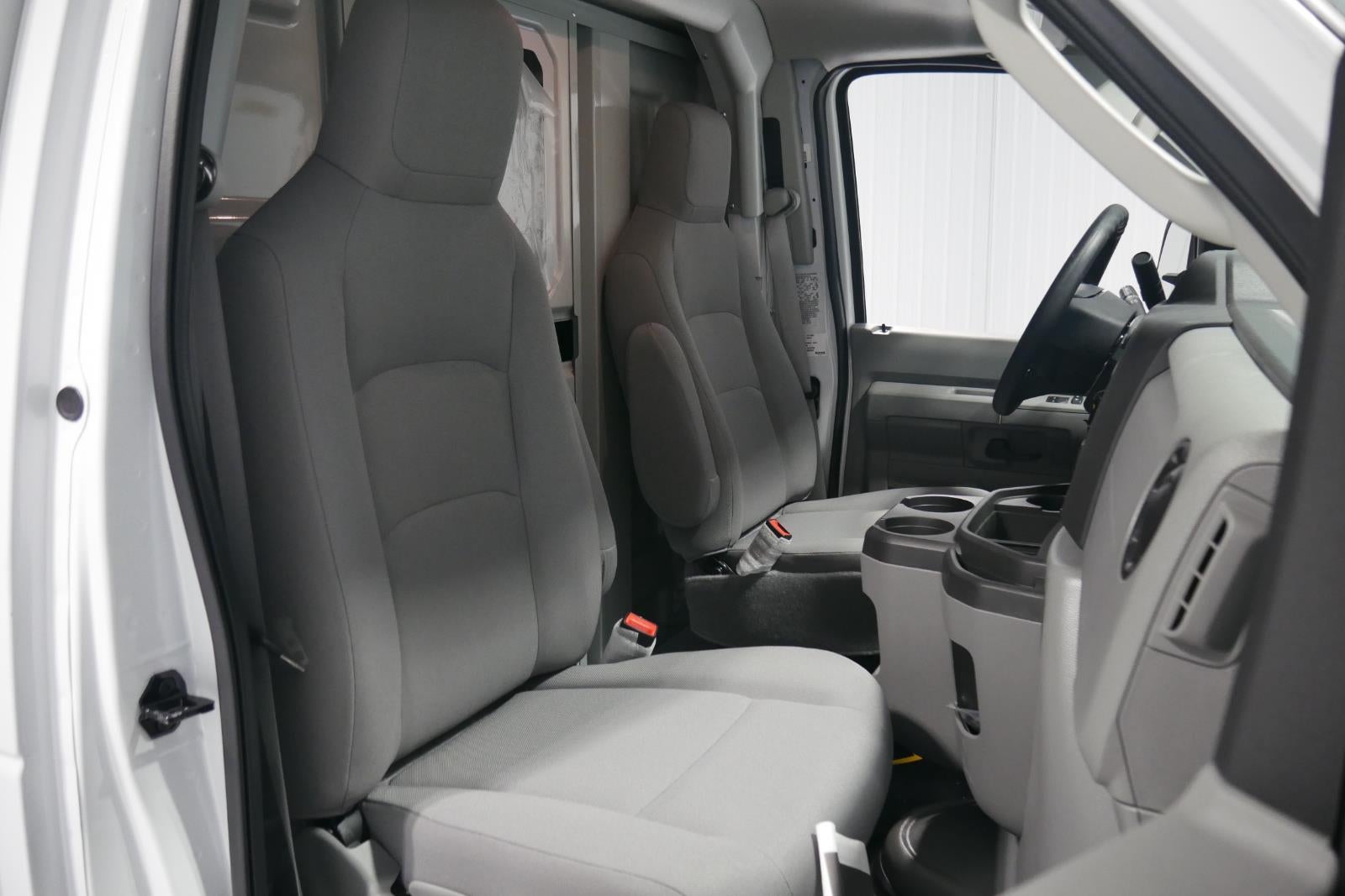 2026 Ford E-Series Cutaway E-350 10FT KNAPHEIDE KUV ENCLOSED SERVICE BODY, MASTER LOCK SYSTEM CLASS V HITCH 3 BOW LADDER RACK