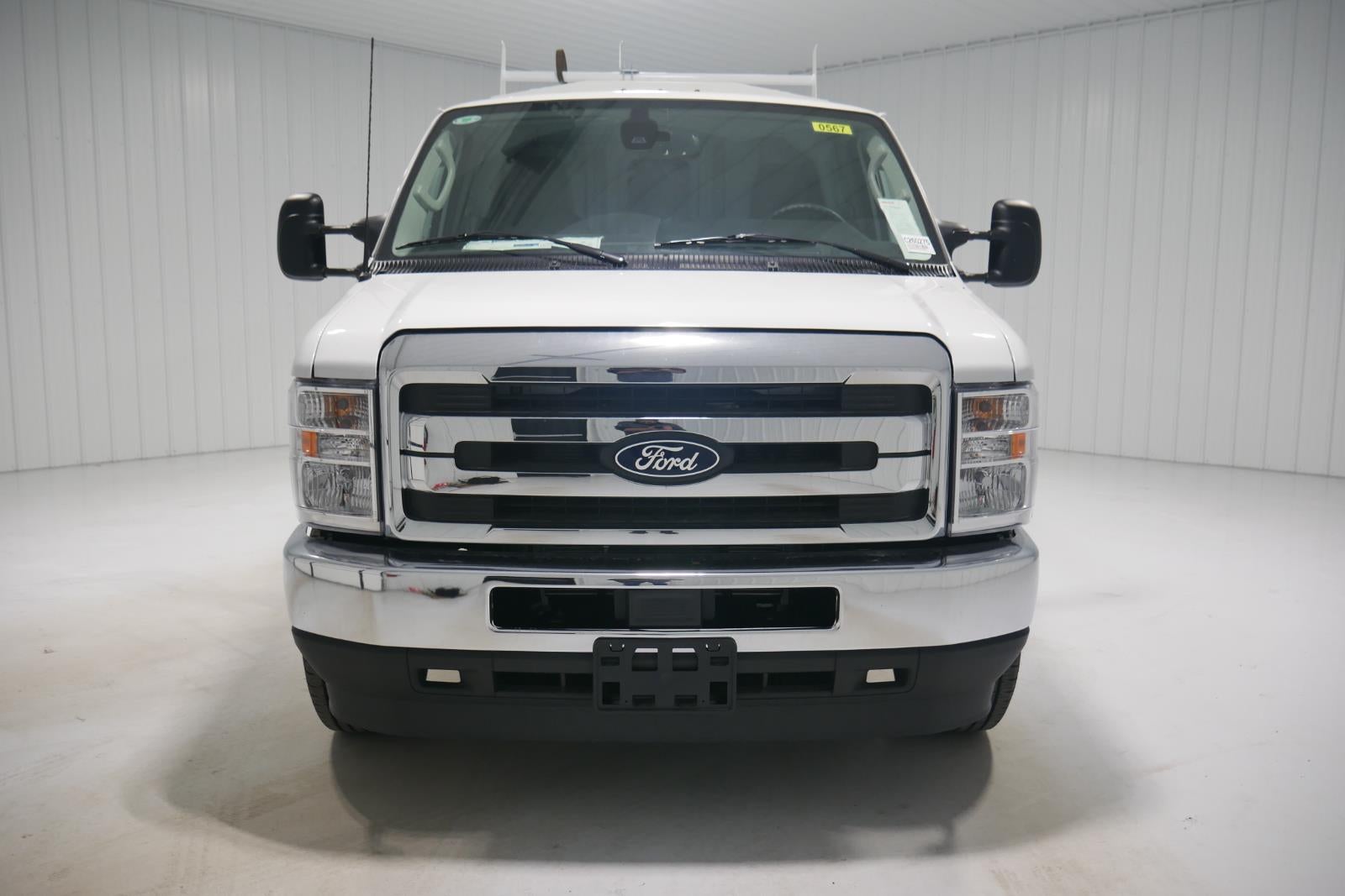 2026 Ford E-Series Cutaway E-350 10FT KNAPHEIDE KUV ENCLOSED SERVICE BODY, MASTER LOCK SYSTEM CLASS V HITCH 3 BOW LADDER RACK