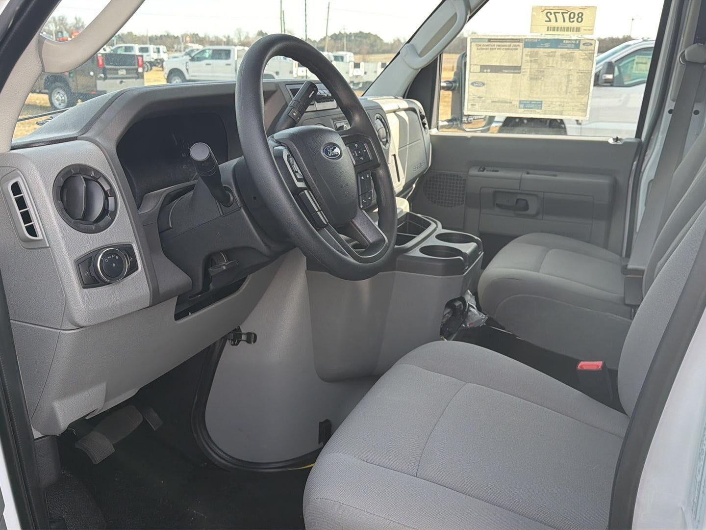 2026 Ford E-Series Cutaway E-350 10FT KNAPHEIDE KUV ENCLOSED SERVICE BODY, 3 BOW LADDER RACK CLASS V HITCH MASTER LOCK SYSTEM